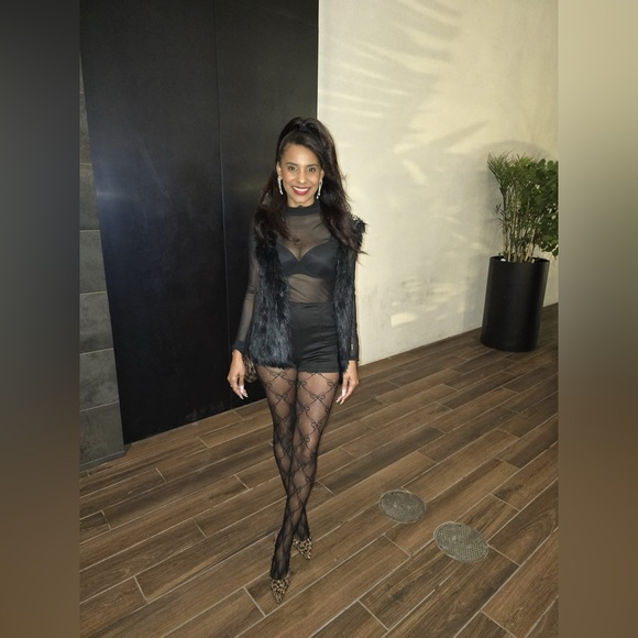 Meet your Posher, Charlotte - Picture 2 of 7